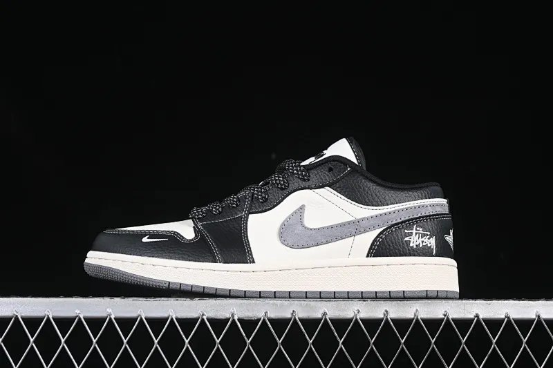 All categories Air Jordan Jordan series basketball shoes Air Jordan 1 Low High-end customized low-top sneakers Air Jordan 1 Low AJ1 Joe 1 Stussy joint black and gray hook High-end customized low-top retro basketball shoes XX3318-511